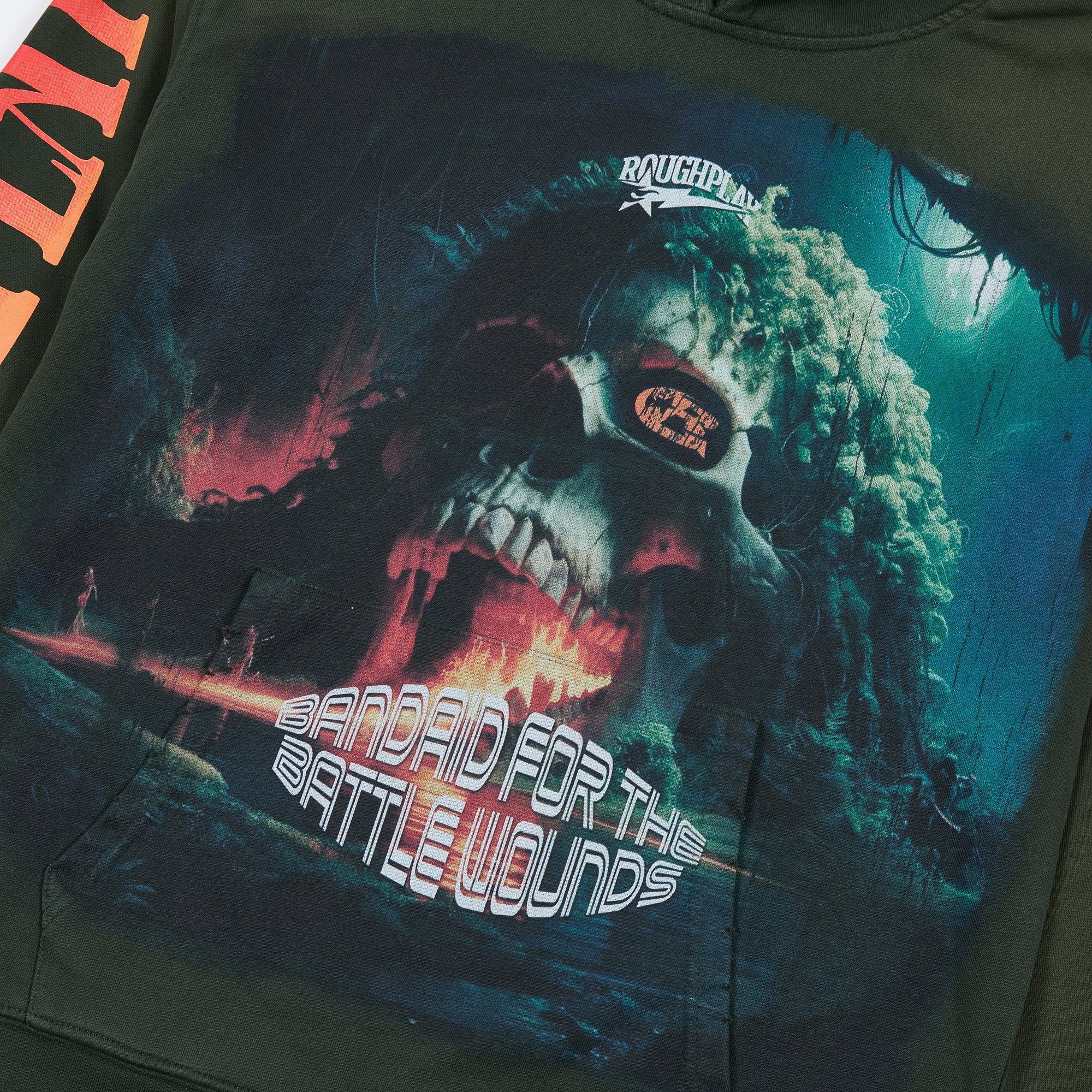 ROUGHPLAY Skull Graphic Distressed Hem Hoodie